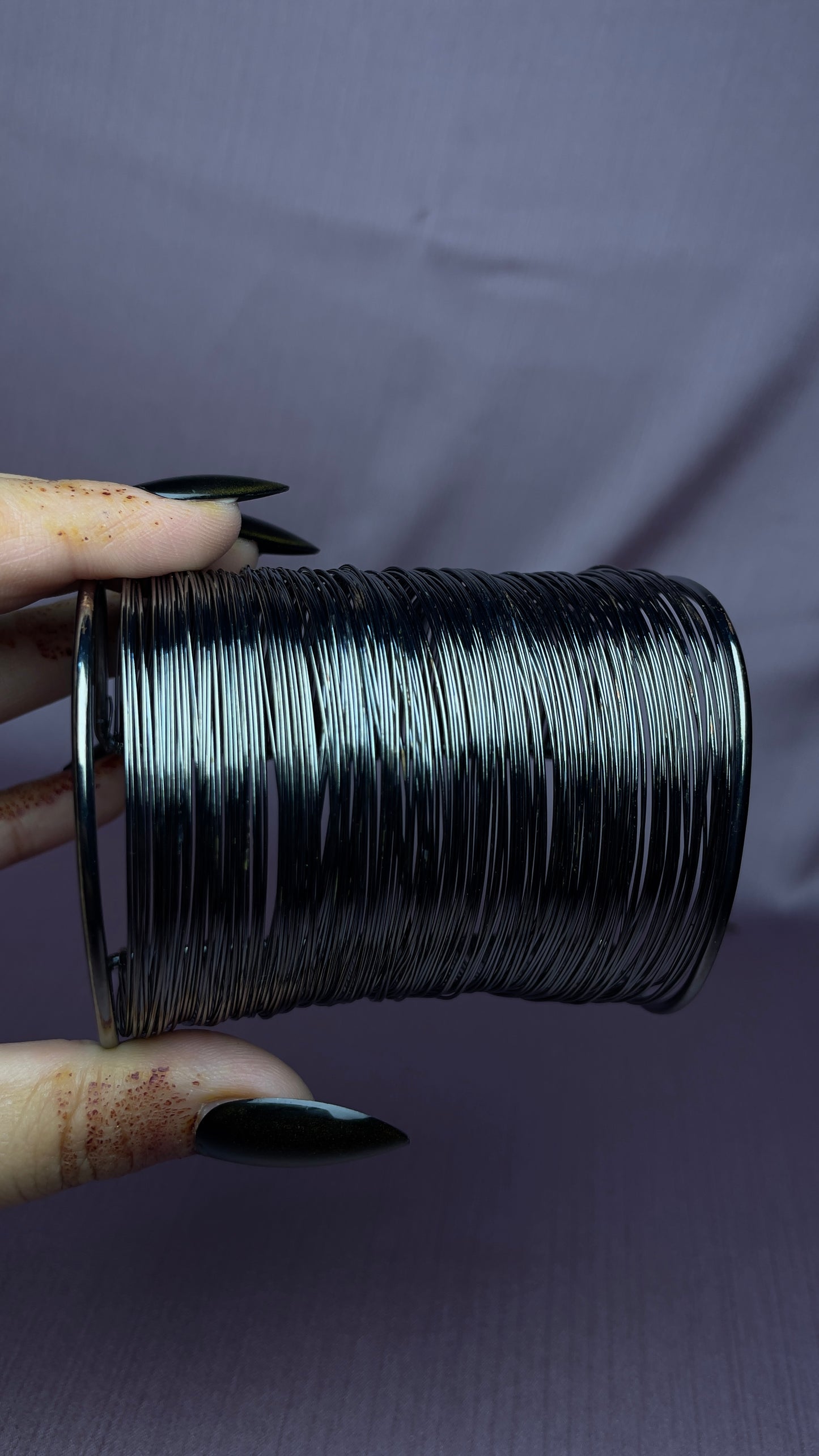 Thin Wire Stacked Bangles Gold/Black