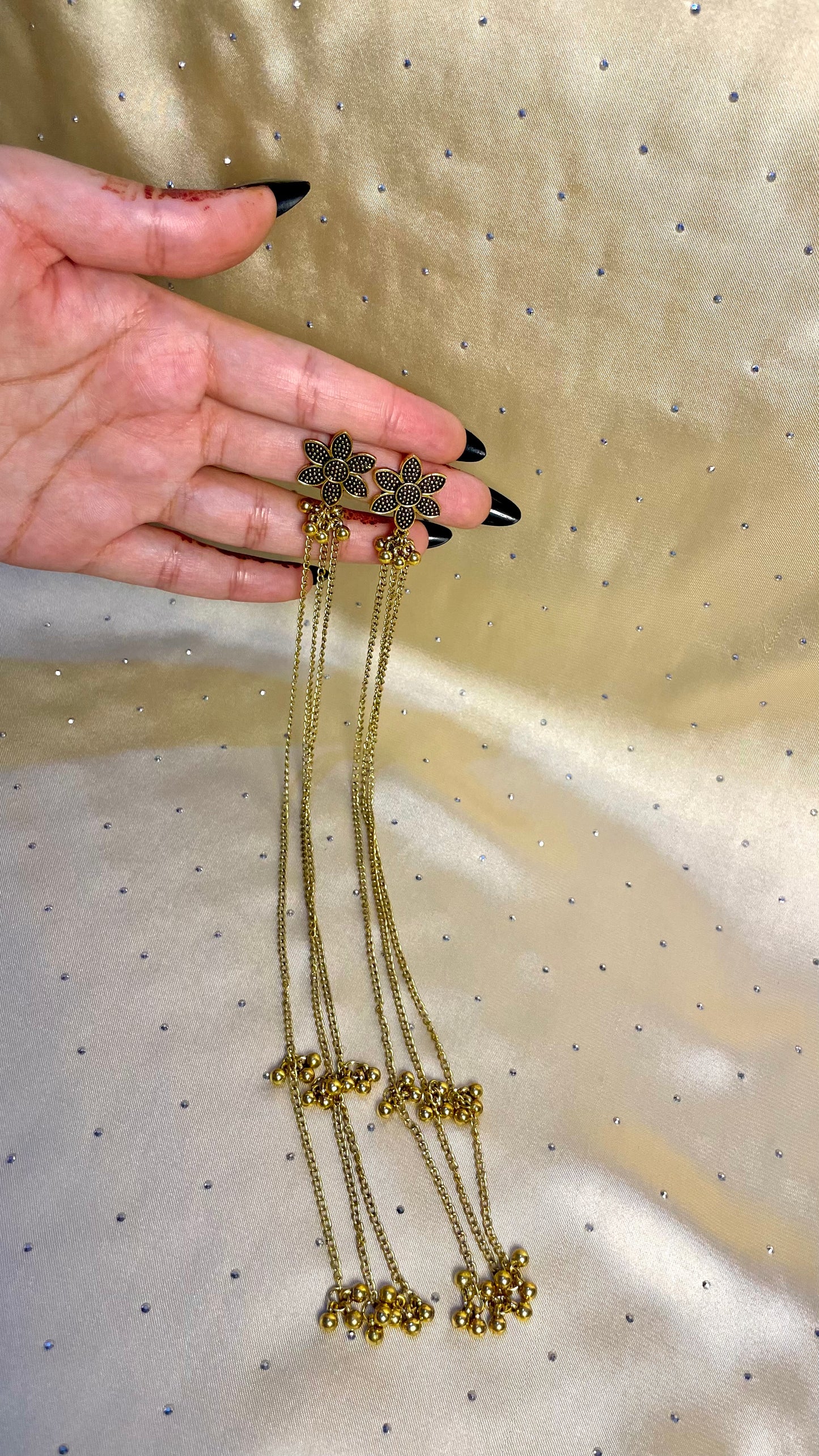 Flower Chain Drop Earrings — Gold